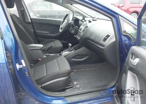 2017 Kia Forte Lx z USA, uszkodzony, nr VIN 3KPFK4A71HE052215